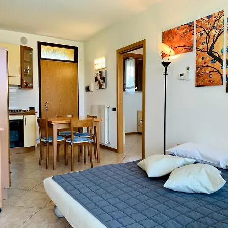 Fresh Apt Apartment Sirmione